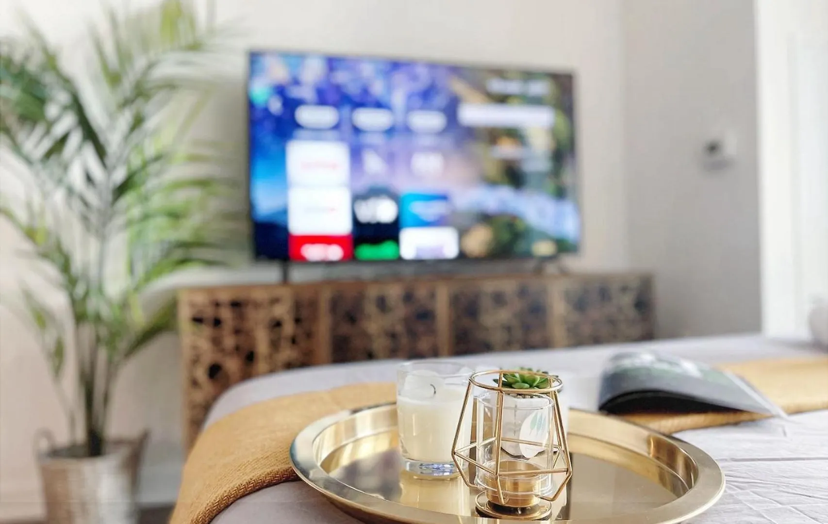 Apartment King Suites In Downtown Toronto Near Cn Tower Rogers Centre B
