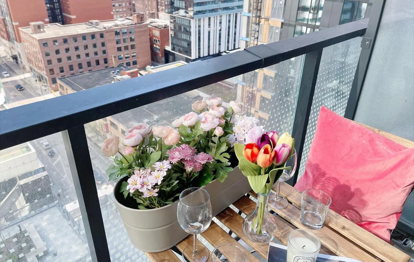 King Suites In Downtown Toronto Near Cn Tower Rogers Centre B